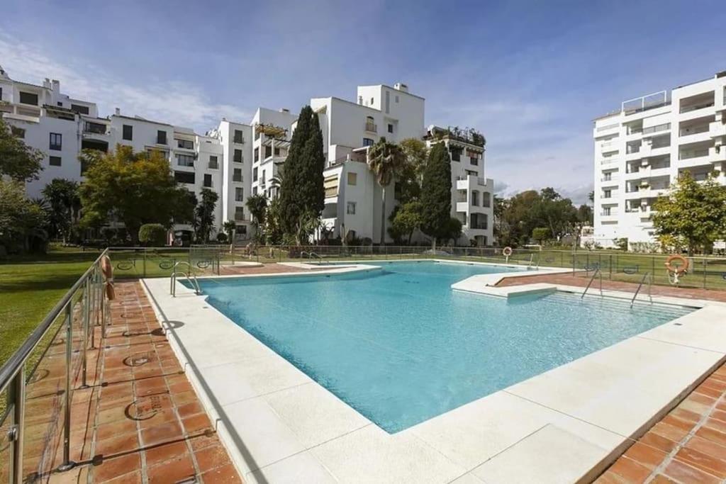 Caprichoso Apartamento En El Corazon De Puerto Banus Marbella Zewnętrze zdjęcie